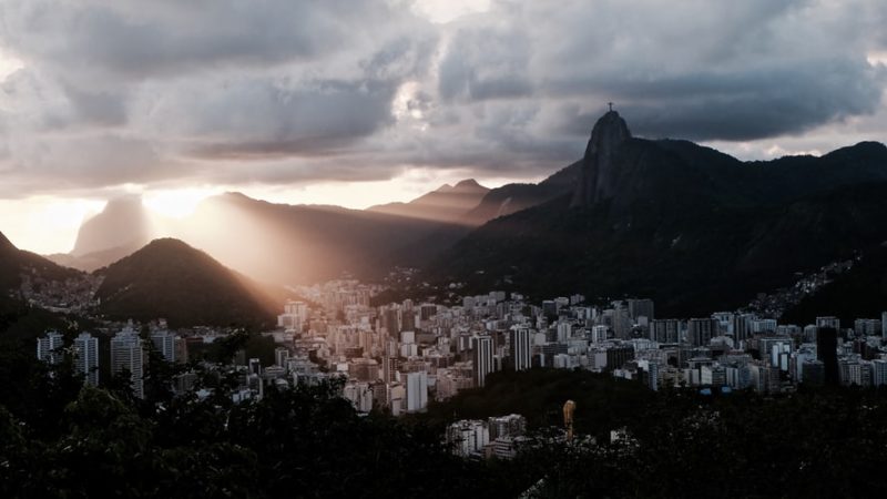 Momento para comprar imóvel é bom, mas mercado segue cauteloso, diz executivo